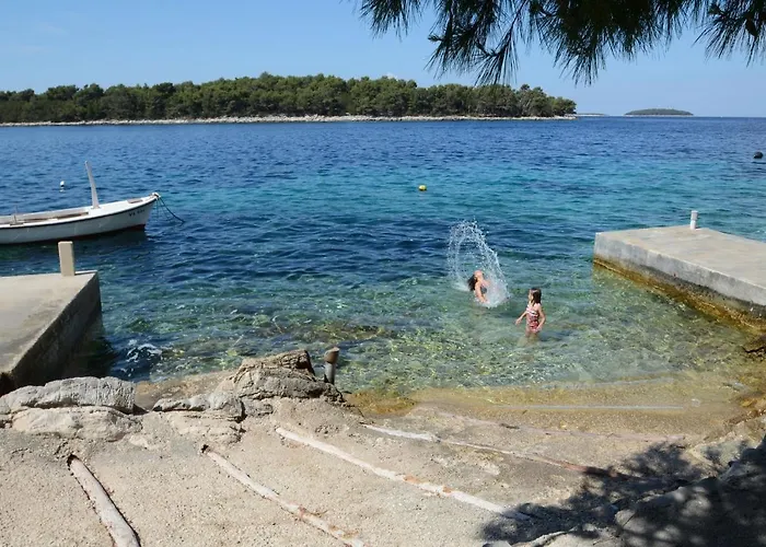 By The Sea Karbuni, Korcula - 13217 *
