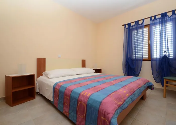 Appartement By The Sea Karbuni, Korcula - 13217