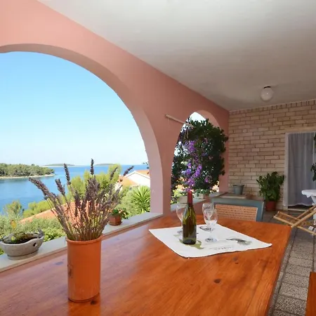 By The Sea Karbuni, Korcula - 13217 Appartement *