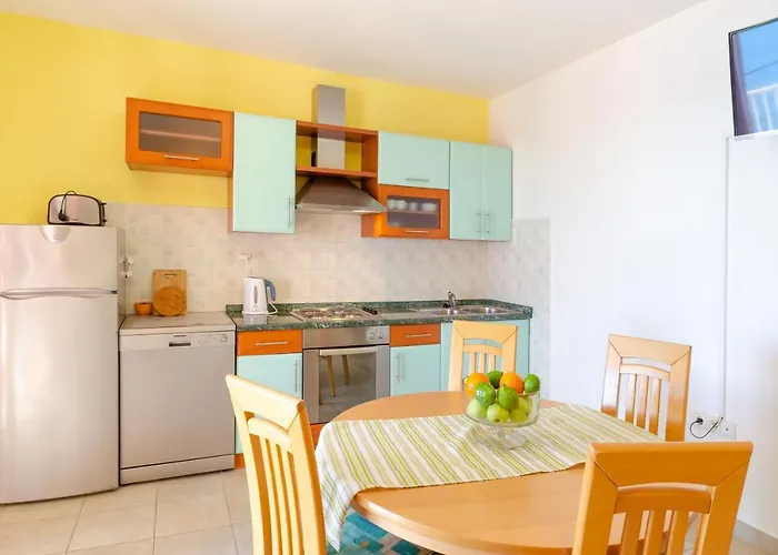 By The Sea Karbuni, Korcula - 13217 *